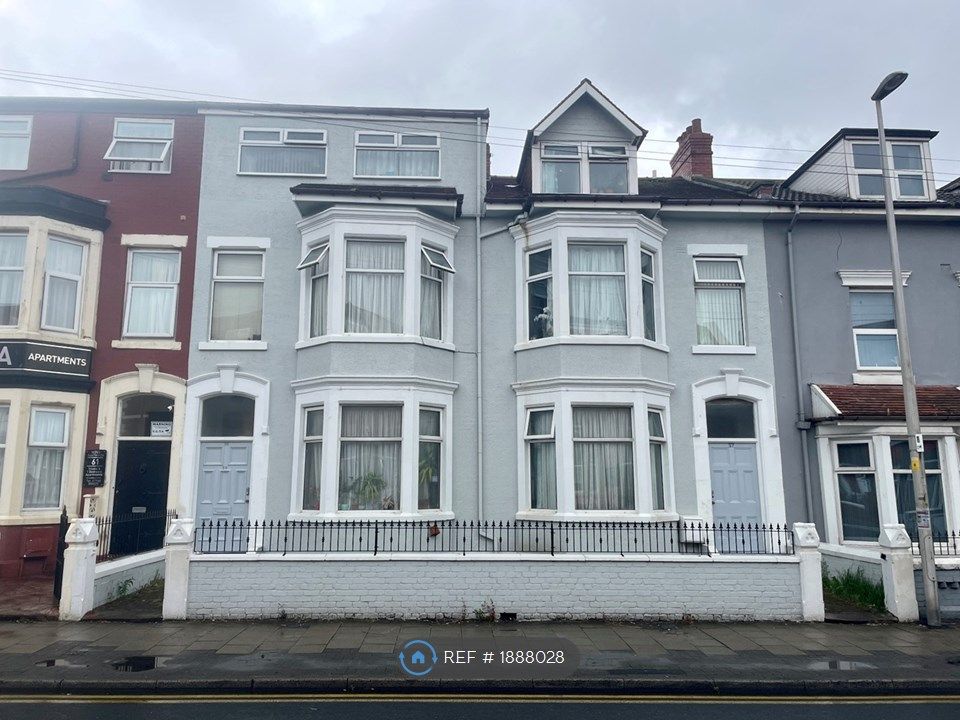 Room to rent in Palatine Road, Blackpool FY1, £350 pcm