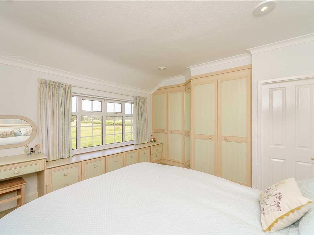 4 bed farm for sale in Black Moss Lane, Scarisbrick, Ormskirk L40, £850,000