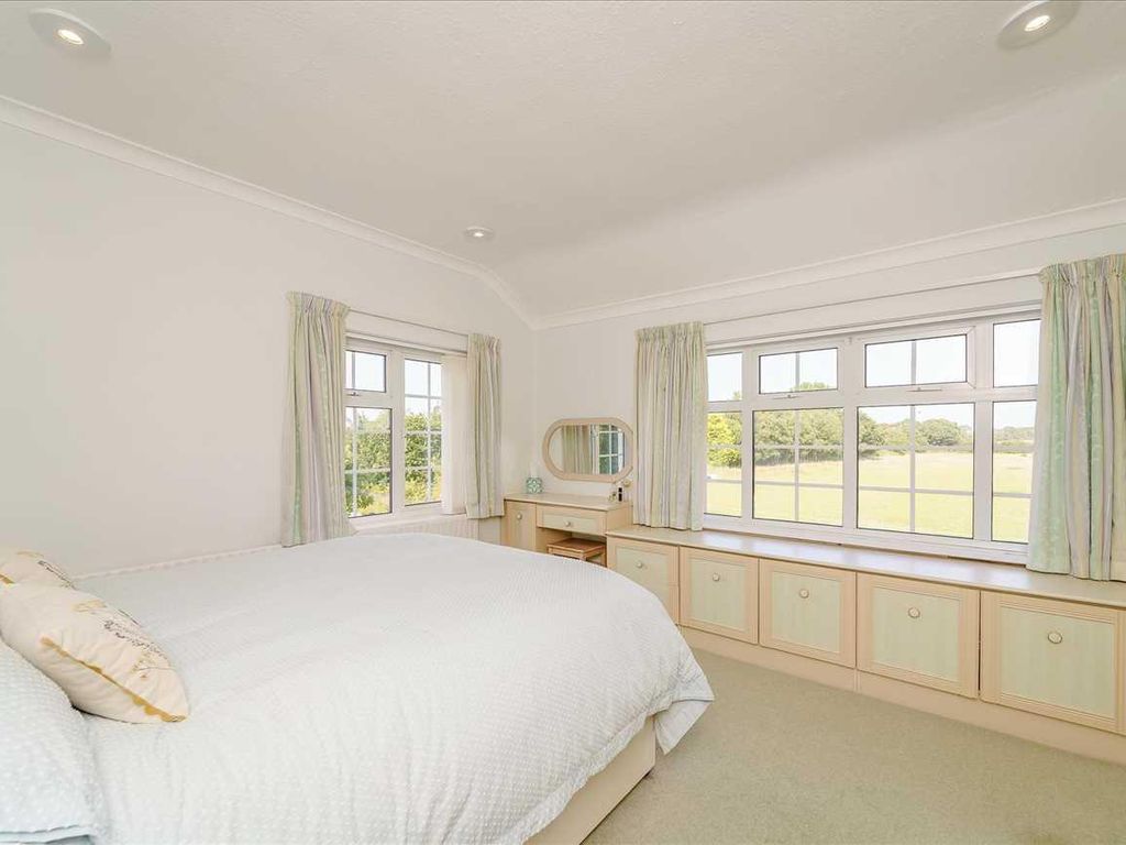 4 bed farm for sale in Black Moss Lane, Scarisbrick, Ormskirk L40, £850,000