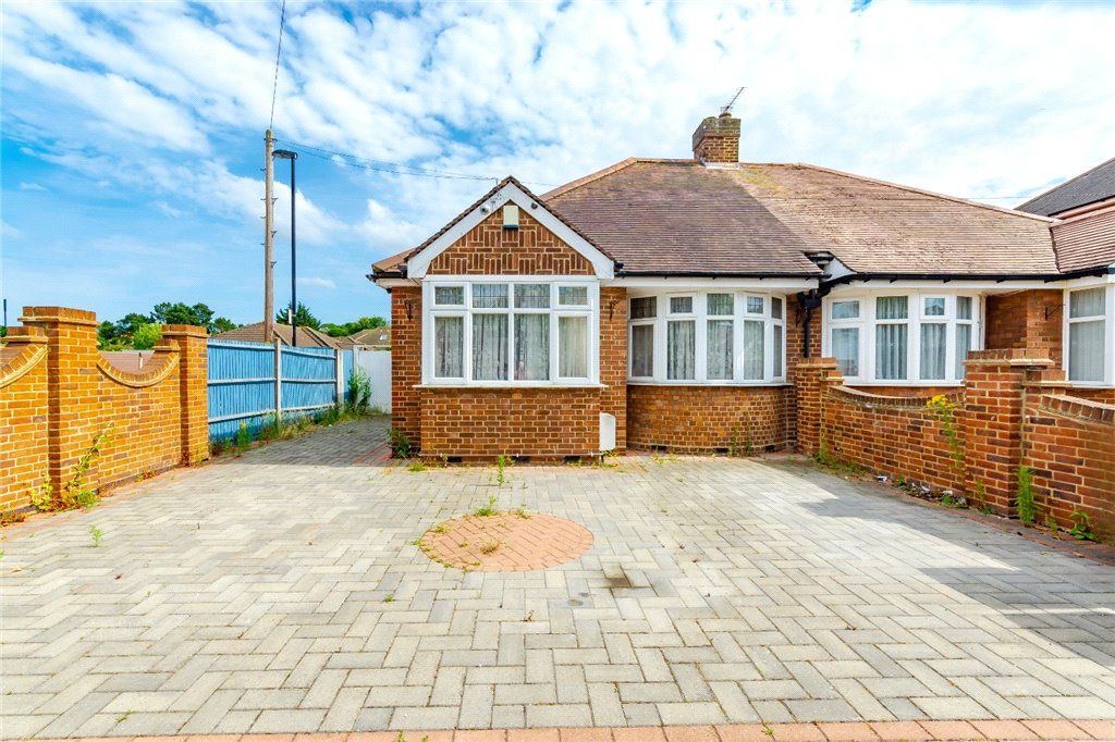 2 bed bungalow for sale in Homer Road, Shirley, Croydon CR0, £485,000