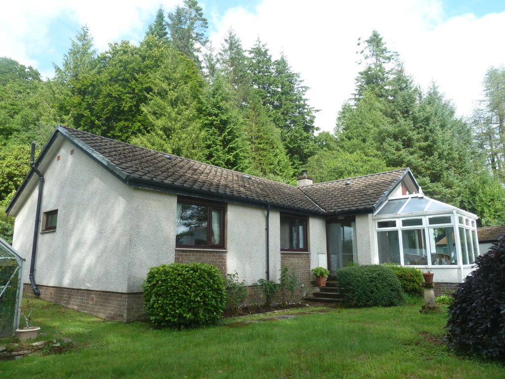 4 bed detached bungalow for sale in Tigh Na Bheag Shore Rd, Colintraive PA22, £499,000