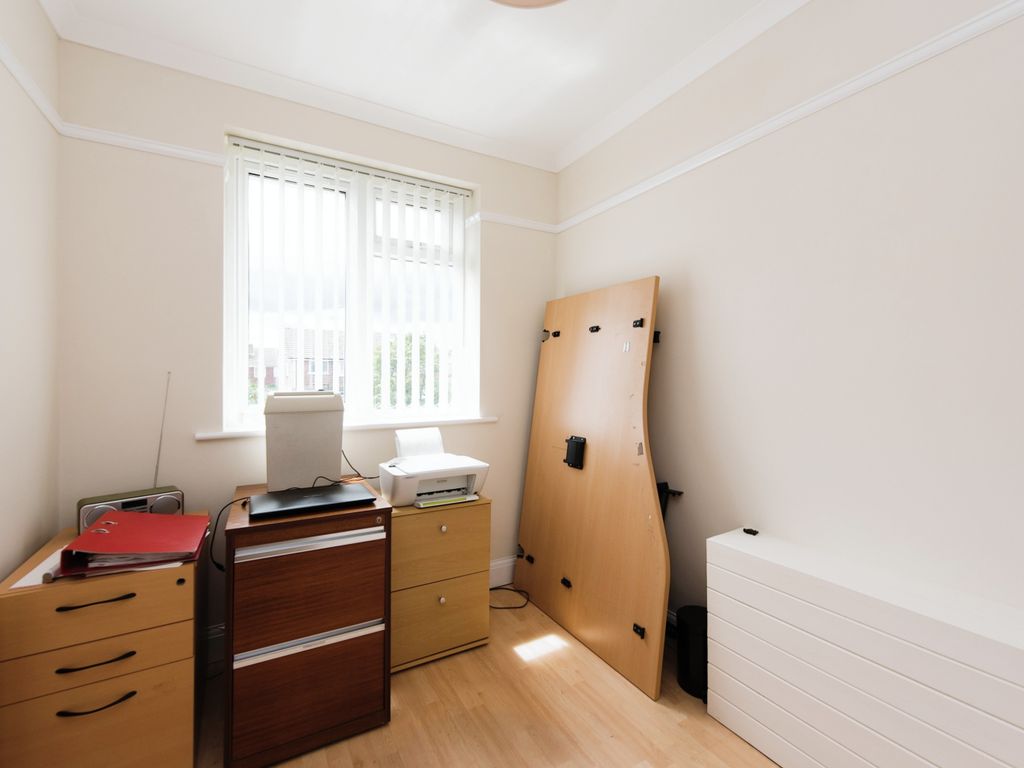 4 bed semi-detached house for sale in Ashford Avenue, Ashford TW15, £650,000