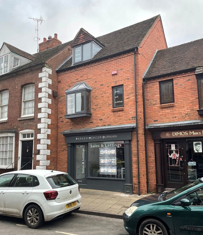 Retail premises to let in Brook Street, Warwick CV34, £16,500 pa