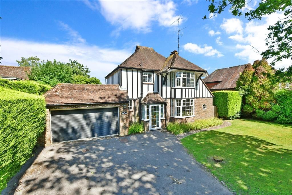 3 bed detached house for sale in Horsham Road, Cranleigh, Surrey GU6, £875,000