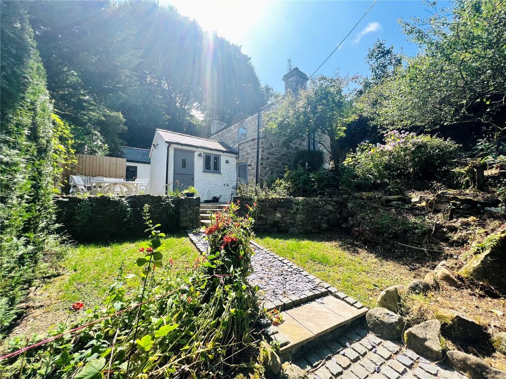 2 bed cottage for sale in Boduan, Pwllheli, Gwynedd LL53, £395,000