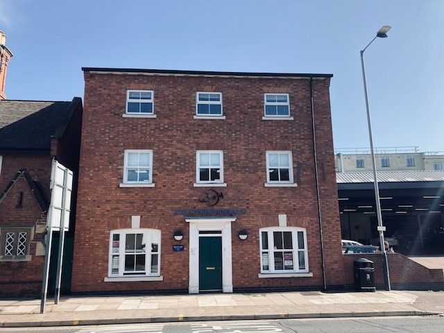 Office to let in Guild Street, Stratford-Upon-Avon CV37, £12,500 pa