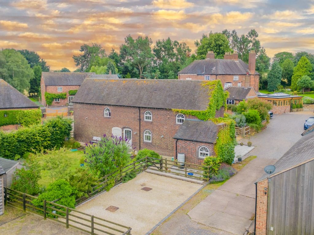 4 bed barn conversion for sale in Mill Lane, Stonnall, Walsall, Staffordshire WS9, £750,000