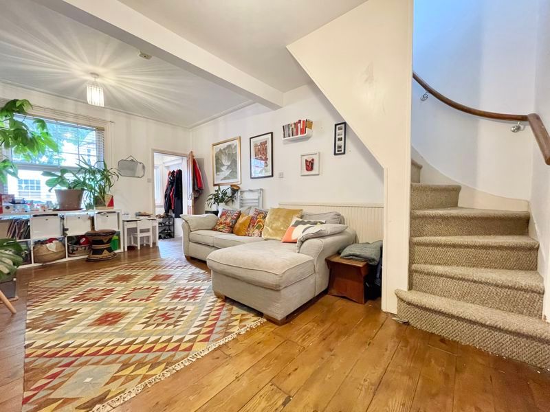 2 bed terraced house for sale in Moselle Avenue, London N22, £425,000