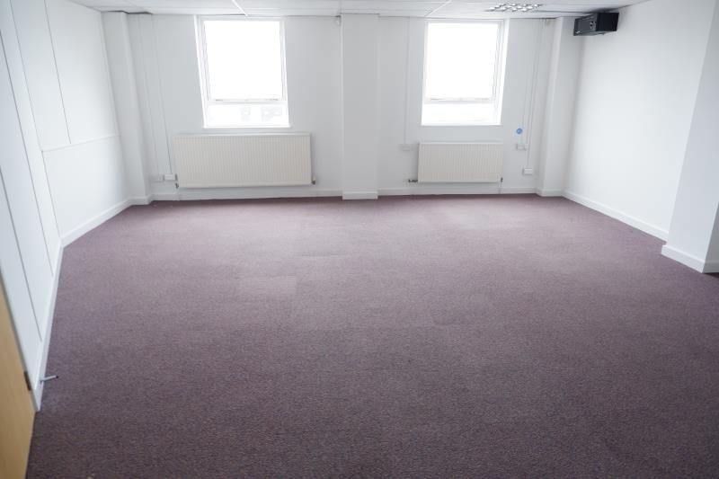 Office to let in Suite 9, Eastgate House, 19-23, Humberstone Road, Leicester LE5, £6,300 pa