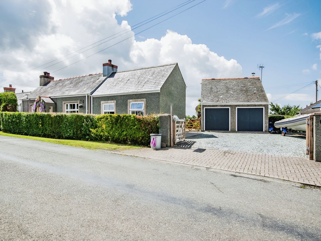 4 bed semi-detached house for sale in Lawrenny Road, Cresselly, Kilgetty, Pembrokeshire SA68, £500,000