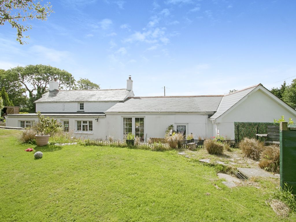 5 bed cottage for sale in Tregaswith, Newquay, Cornwall TR8, £550,000