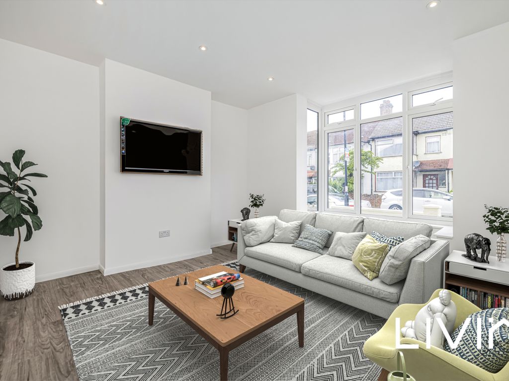 3 bed terraced house for sale in Mersham Road, Thornton Heath CR7, £460,000
