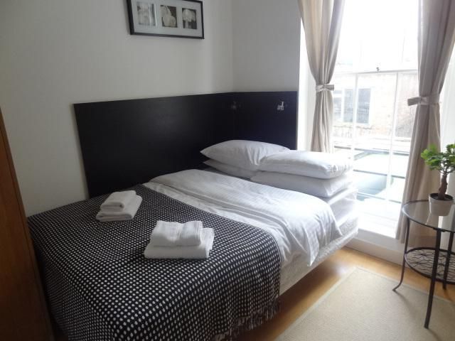 Studio to rent in Flat, - North Gower Street, London NW1, £1,820 pcm