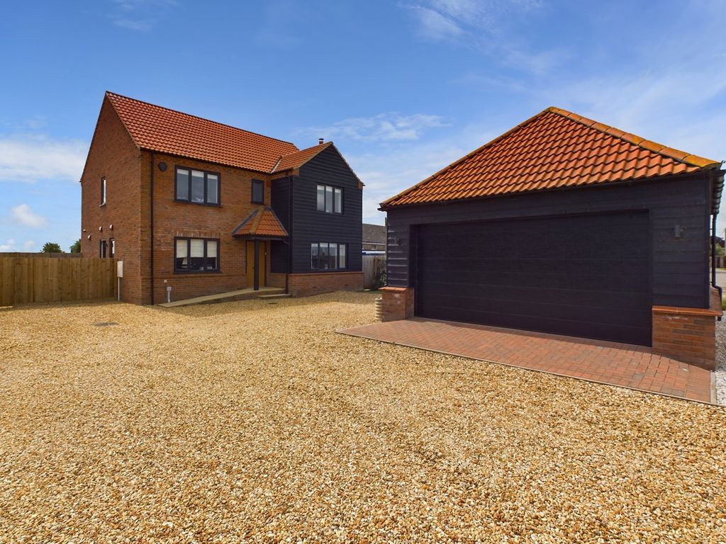 4 bed detached house for sale in The Drove, Barroway Drove, Downham Market PE38, £460,000