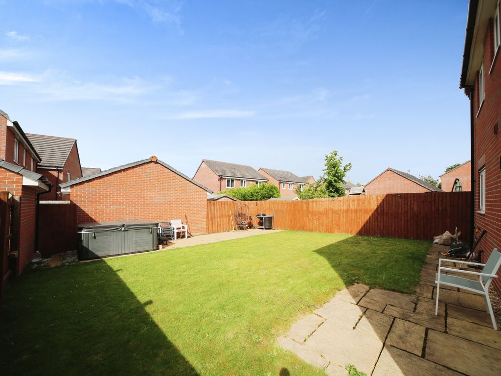 4 bed detached house for sale in Mallard Place, Sandbach CW11, £335,000