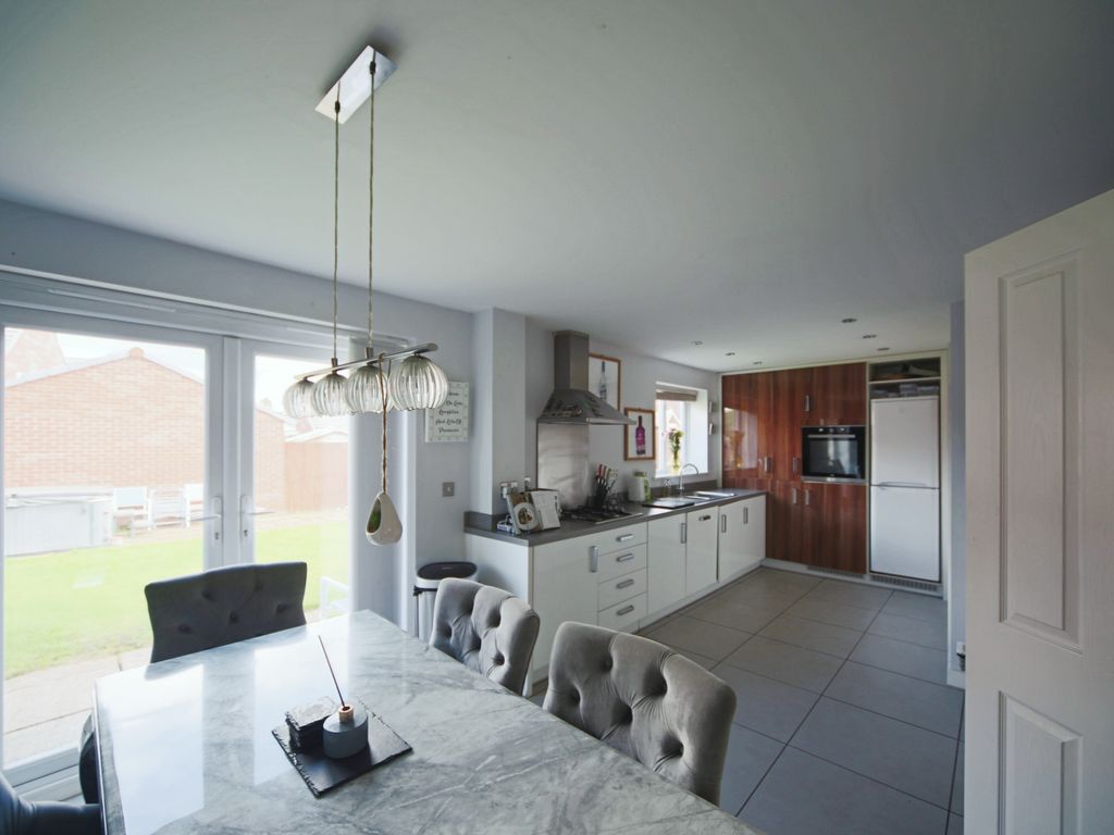 4 bed detached house for sale in Mallard Place, Sandbach CW11, £335,000