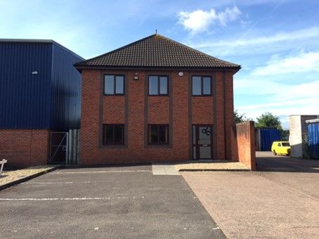 Office to let in Cook Way, Bindon Road, Taunton TA2, £18,000 pa