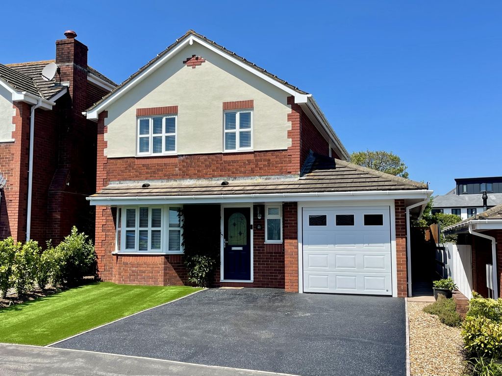 4 bed detached house for sale in Veitch Gardens, Alphington EX2, £595,000