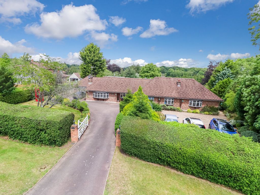 6 bed detached house for sale in Poleshill, Sarratt, Rickmansworth WD3, £1,900,000