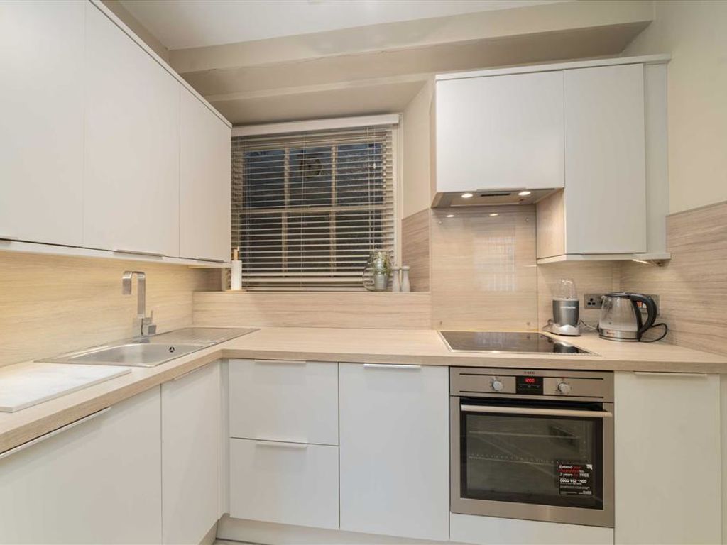 1 bed flat for sale in Balcombe Street, London NW1, £460,000