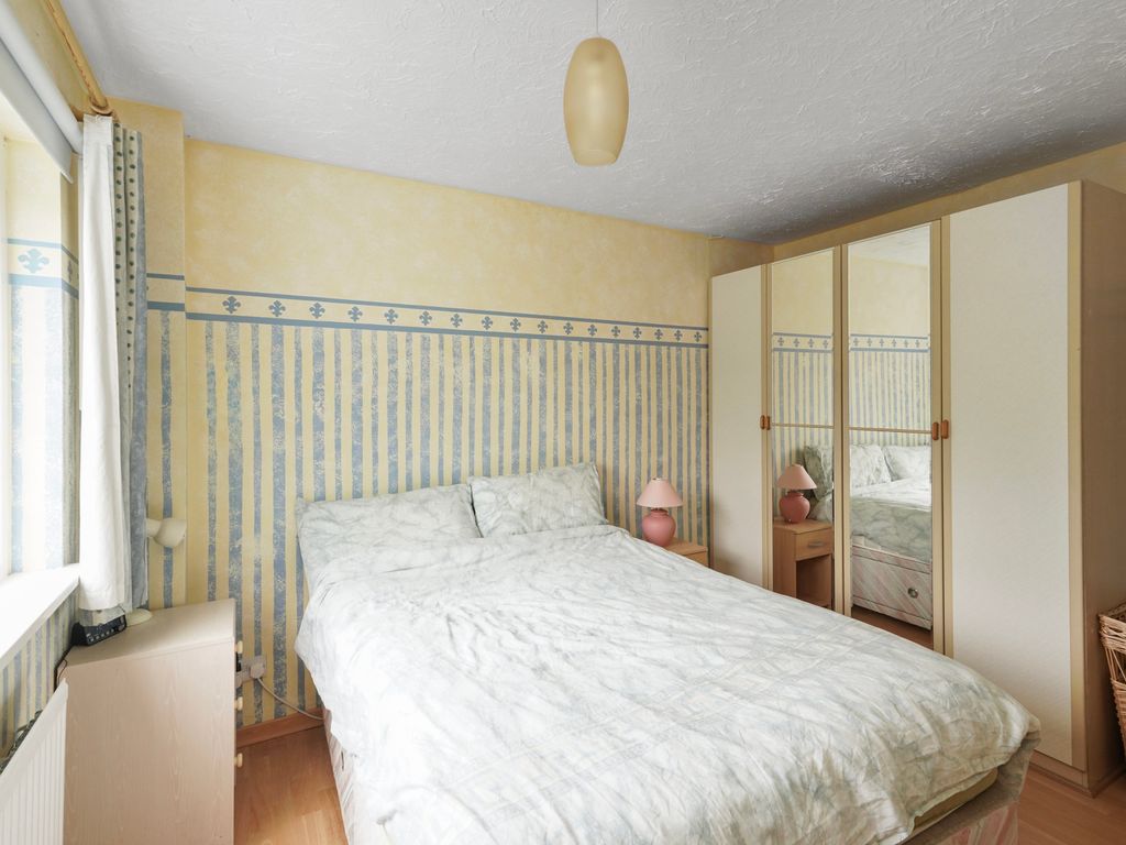4 bed detached house for sale in 94 Candlemaker's Park, Gilmerton, Edinburgh EH17, £370,000