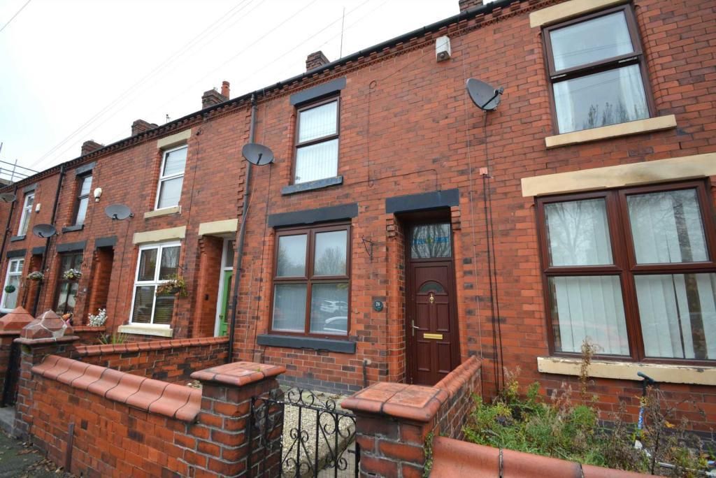2 bed terraced house to rent in Mayfield Avenue, Walkden, Manchester M28, £950 pcm
