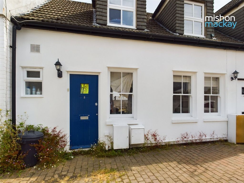 2 bed terraced house for sale in Exeter Street, Brighton, East Sussex BN1, £350,000