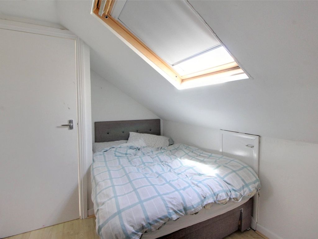 3 bed semi-detached house for sale in The Green, Badshot Lea, Farnham, Surrey GU9, £390,000