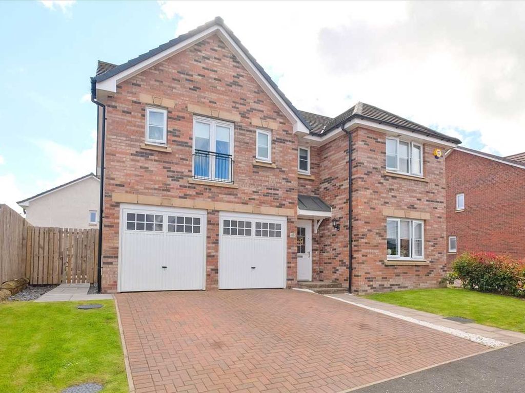 5 bed detached house for sale in Healds Drive, Strathaven ML10, £389,995