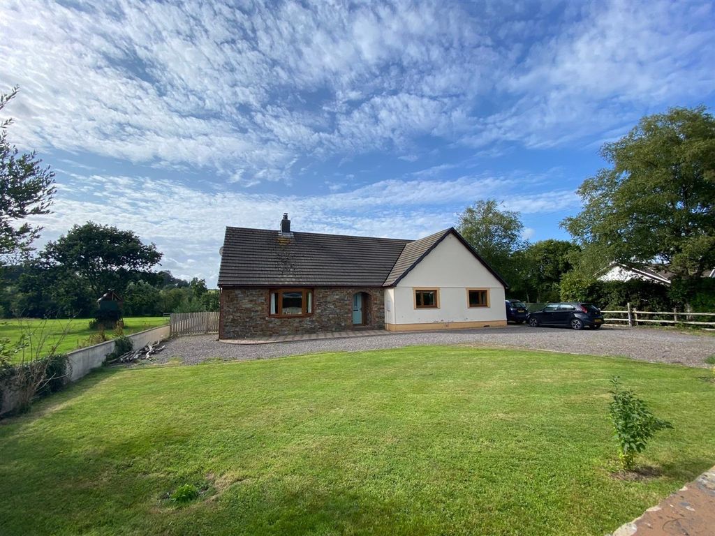 4 bed country house for sale in Swn Yr Afon, Llanfallteg, Whitland SA34, £560,000