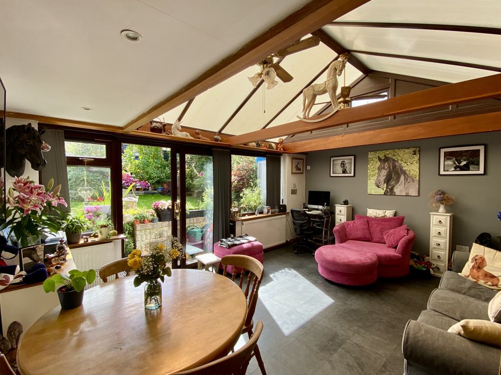 3 bed end terrace house for sale in Wolverton Road, Haversham, Buckinghamshire MK19, £420,000