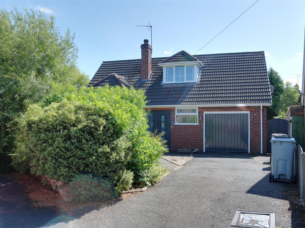 4 bed detached house for sale in Meadow Way, Church Lawton, Stoke-On-Trent ST7, £217,750