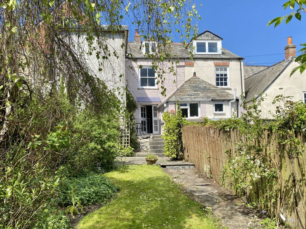 3 bed terraced house for sale in Dove Cottage, Padstow PL28, £665,000
