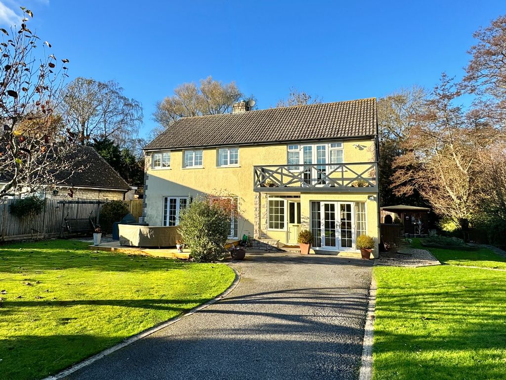 5 bed detached house for sale in Higher Gardens, Corfe Castle, Wareham BH20, £995,000