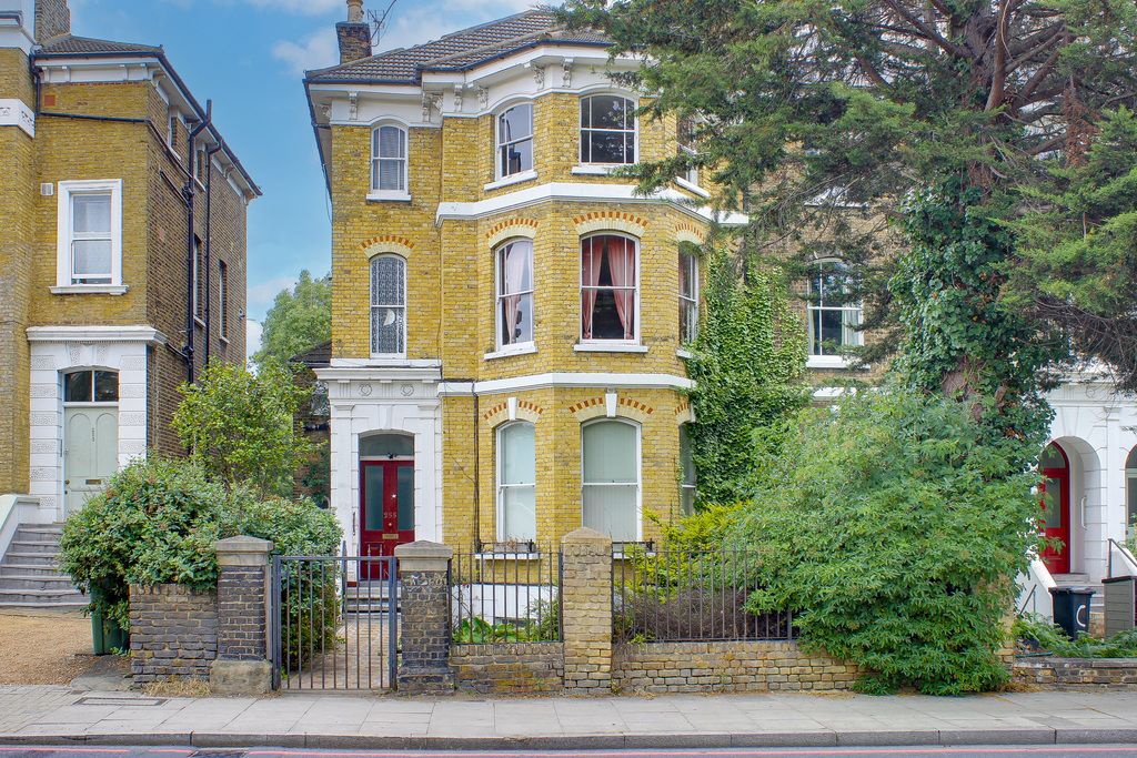 7 bed end terrace house for sale in Lewisham Way, London SE4, £1,250,000