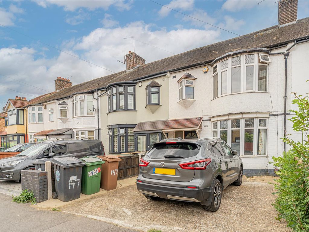 3 bed terraced house for sale in Fyfield Road, London E17, £660,000