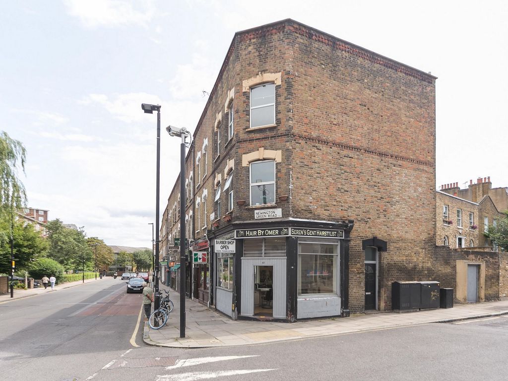 Property for sale in Newington Green Road, London N1, £1,000,000