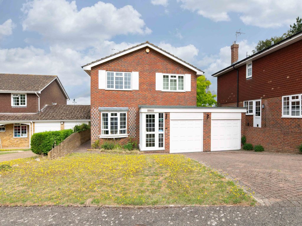 4 bed detached house for sale in Downs View Road, Great Bookham, Bookham, Leatherhead KT23, £875,000