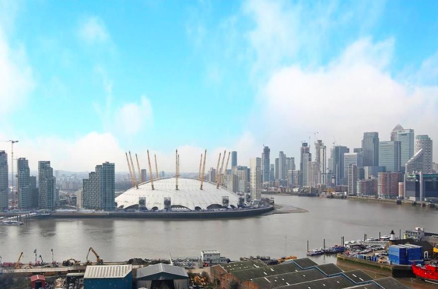 1 bed flat for sale in Tidal Basin Road, London E16, £399,999