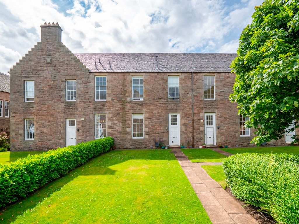 3 bed terraced house for sale in 39 The Steils, Greenbank, Edinburgh EH10, £475,000
