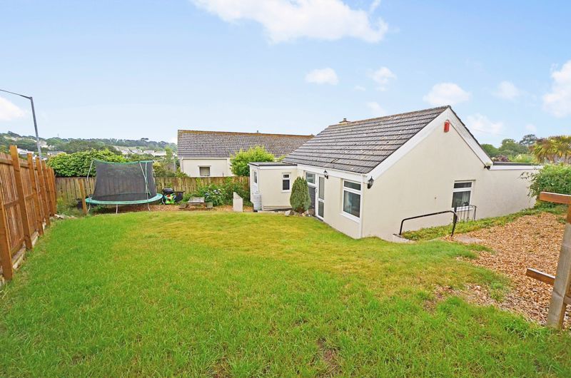 3 bed detached bungalow for sale in Midway Drive, Truro TR1, £350,000