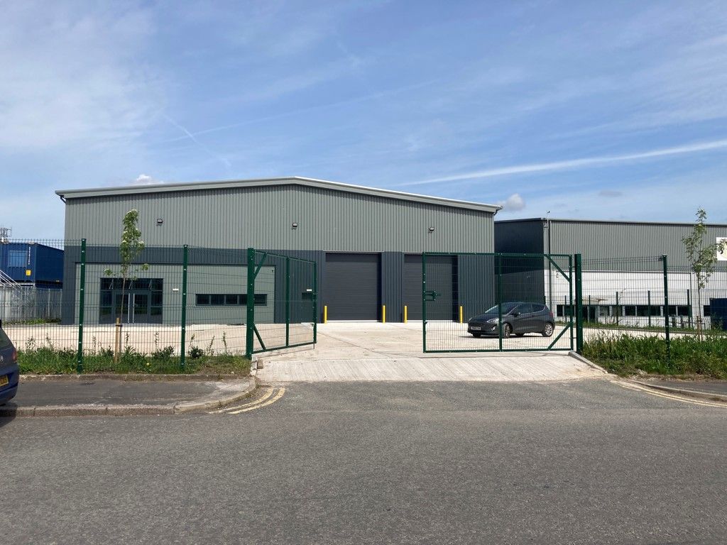 Warehouse to let in Unity Point, Winsford Industrial Estate, Road Five, Winsford, Cheshire CW7, £105,021 pa