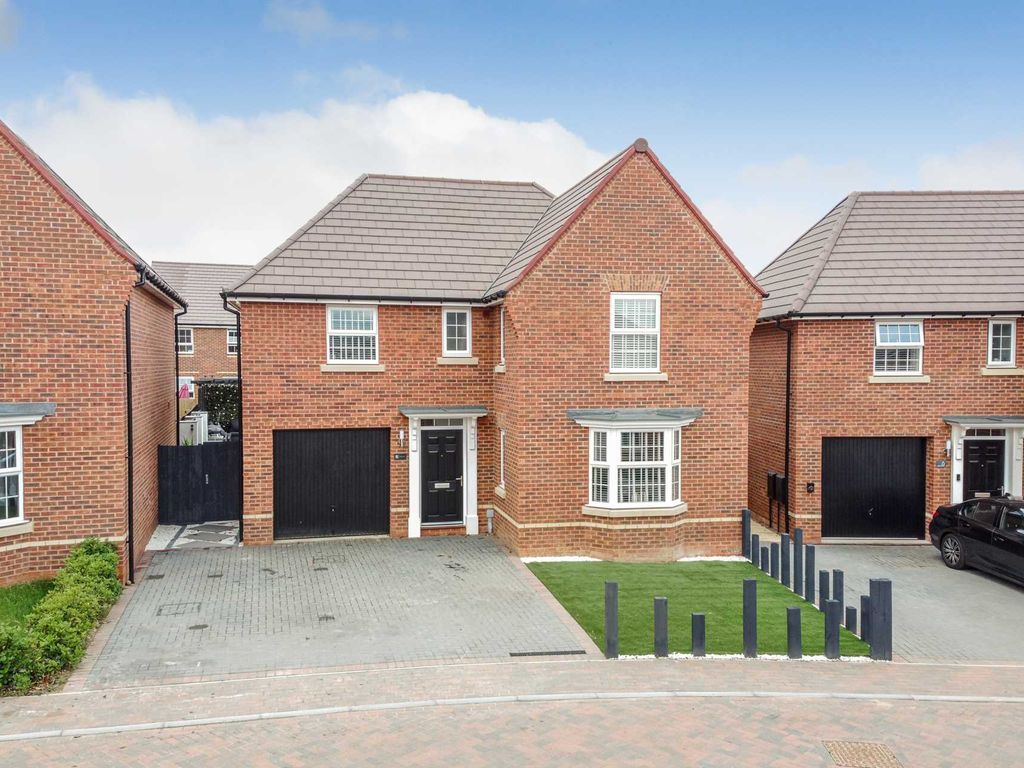 4 bed detached house for sale in Morris Grove, Eaton Leys MK17, £600,000
