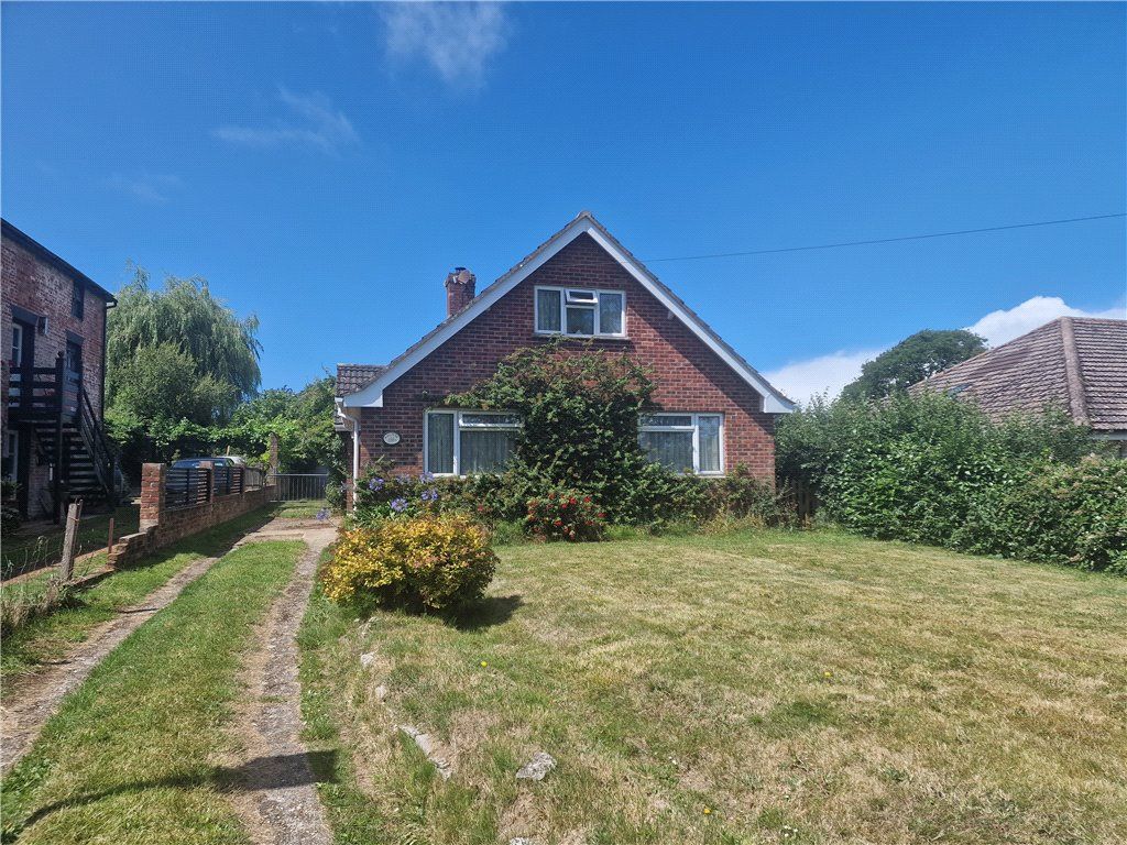 4 bed detached house for sale in Middleton, Freshwater, Isle Of Wight PO40, £415,000