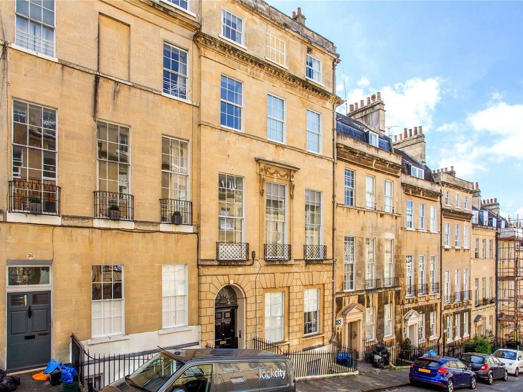 1 bed flat for sale in Park Street, Bath, Somerset BA1, £475,000