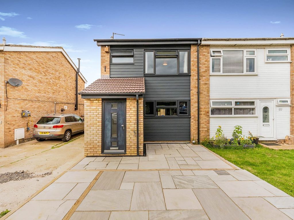 3 bed semi-detached house for sale in Chapel Field, Great Barford, Bedford MK44, £350,000