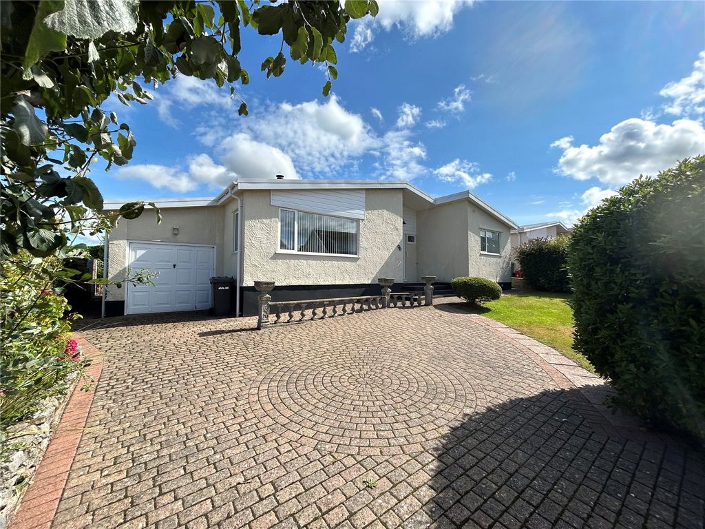 3 bed bungalow for sale in Bay View Road, Benllech, Anglesey, Sir Ynys Mon LL74, £349,950