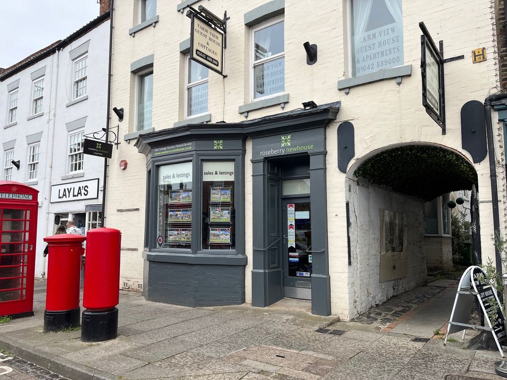 Retail premises to let in Roseberry Newhouse, 82 High Street, Yarm TS15, £28,000 pa