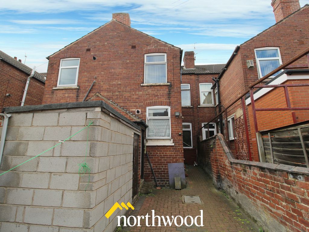 3 bed terraced house for sale in Carr House Road, Belle Vue, Doncaster DN1, £100,000