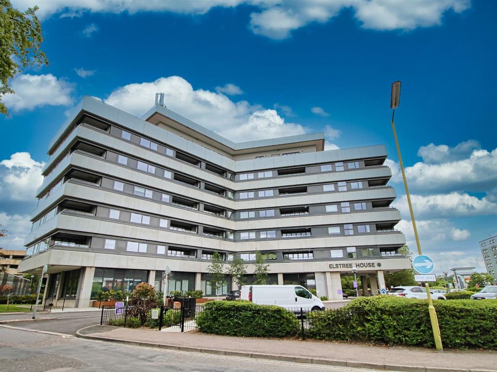 2 bed flat for sale in Elstree House, Elstree Way, Borehamwood WD6, £359,950